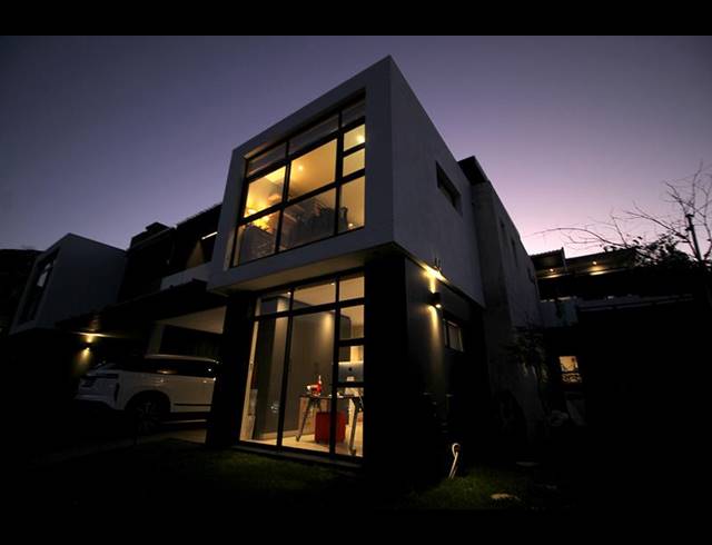 3 BEDROOM HOUSE FOR SALE IN ISLAND VIEW